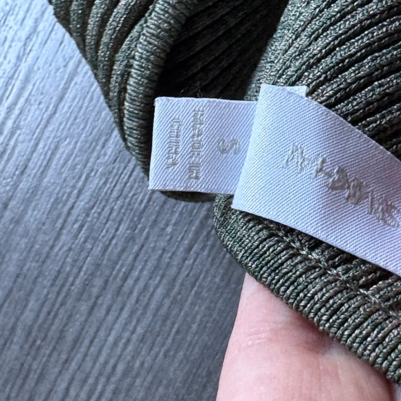 Sage Green Ribbed Knit Top - Picture 4 of 4